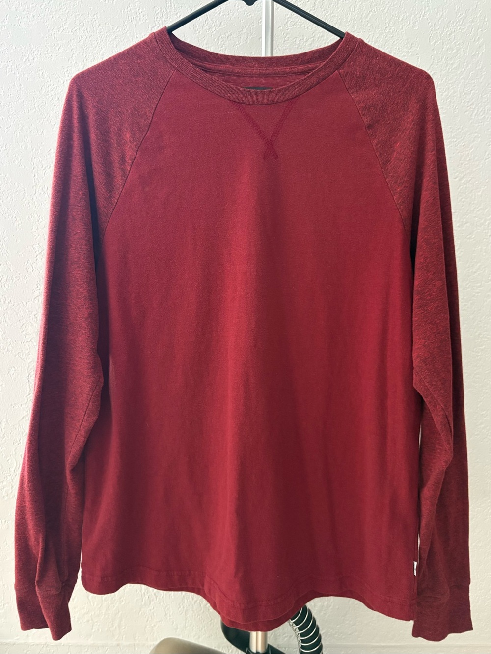 Levi’s Long Sleeve Raglan T-Shirt Men’s